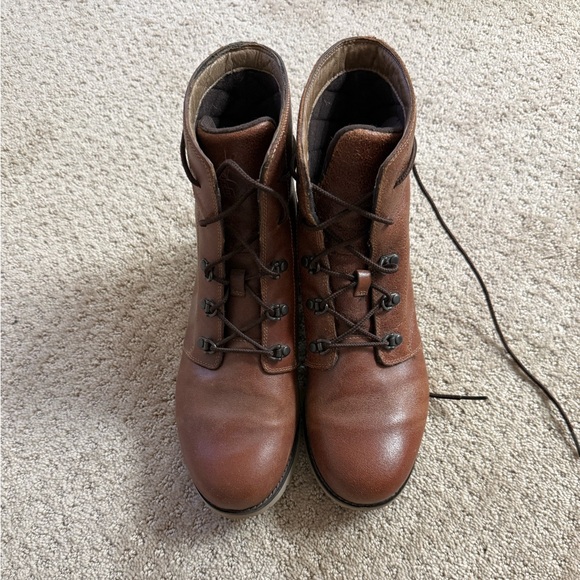 North Face Women’s Ballard Lace Up Boots - Picture 6 of 7